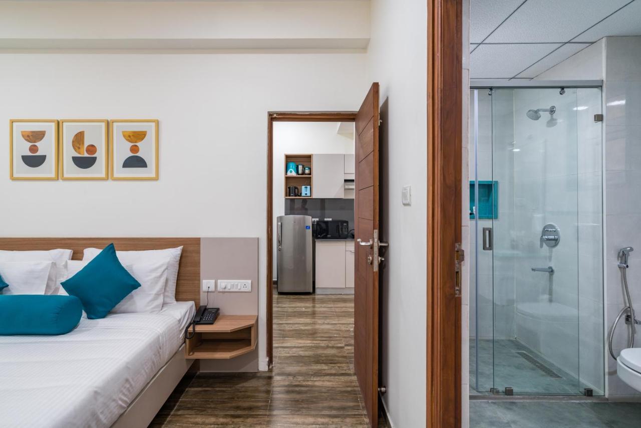 Skyla Studios & Suites - Hitech City Hyderabad Bagian luar foto