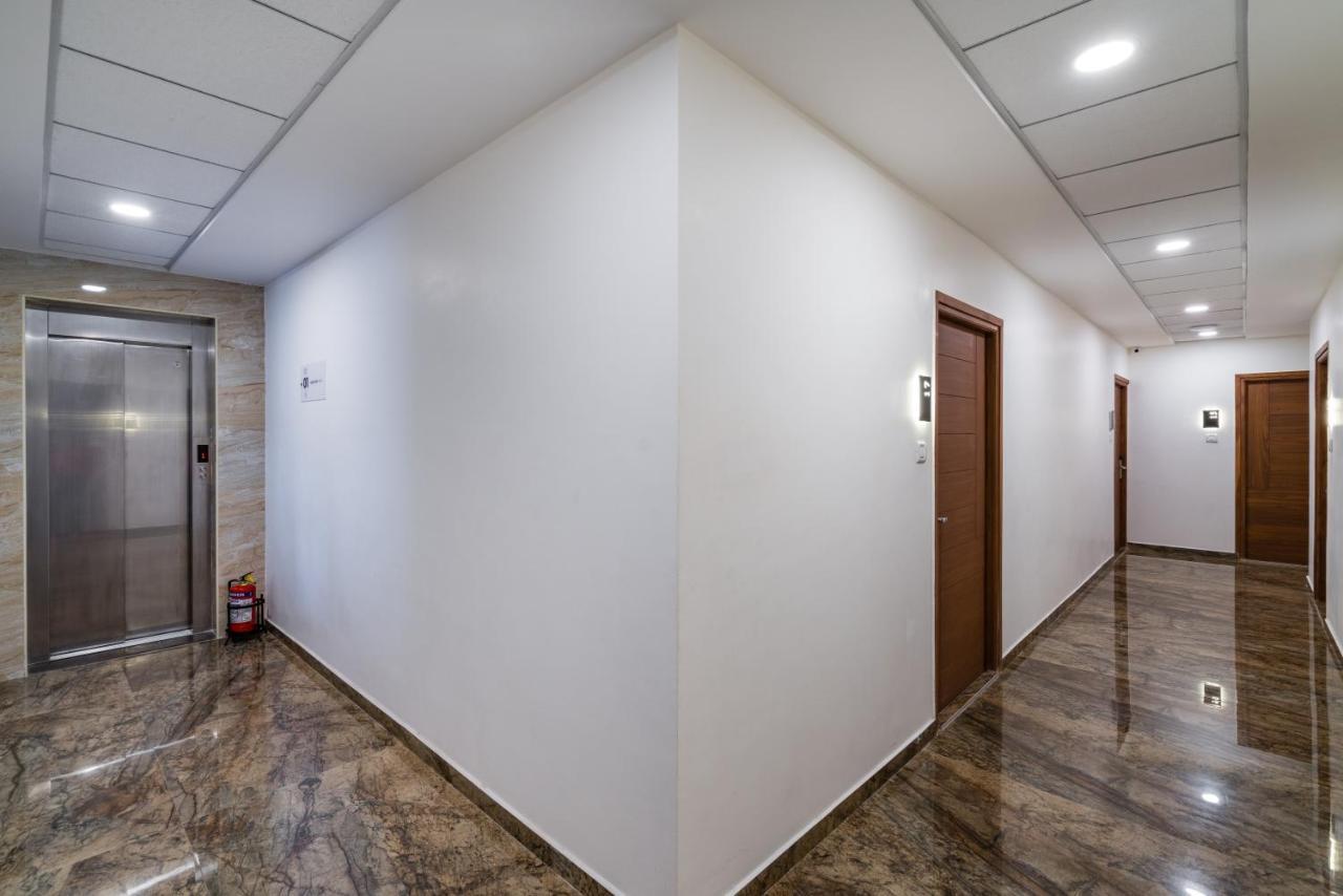 Skyla Studios & Suites - Hitech City Hyderabad Bagian luar foto