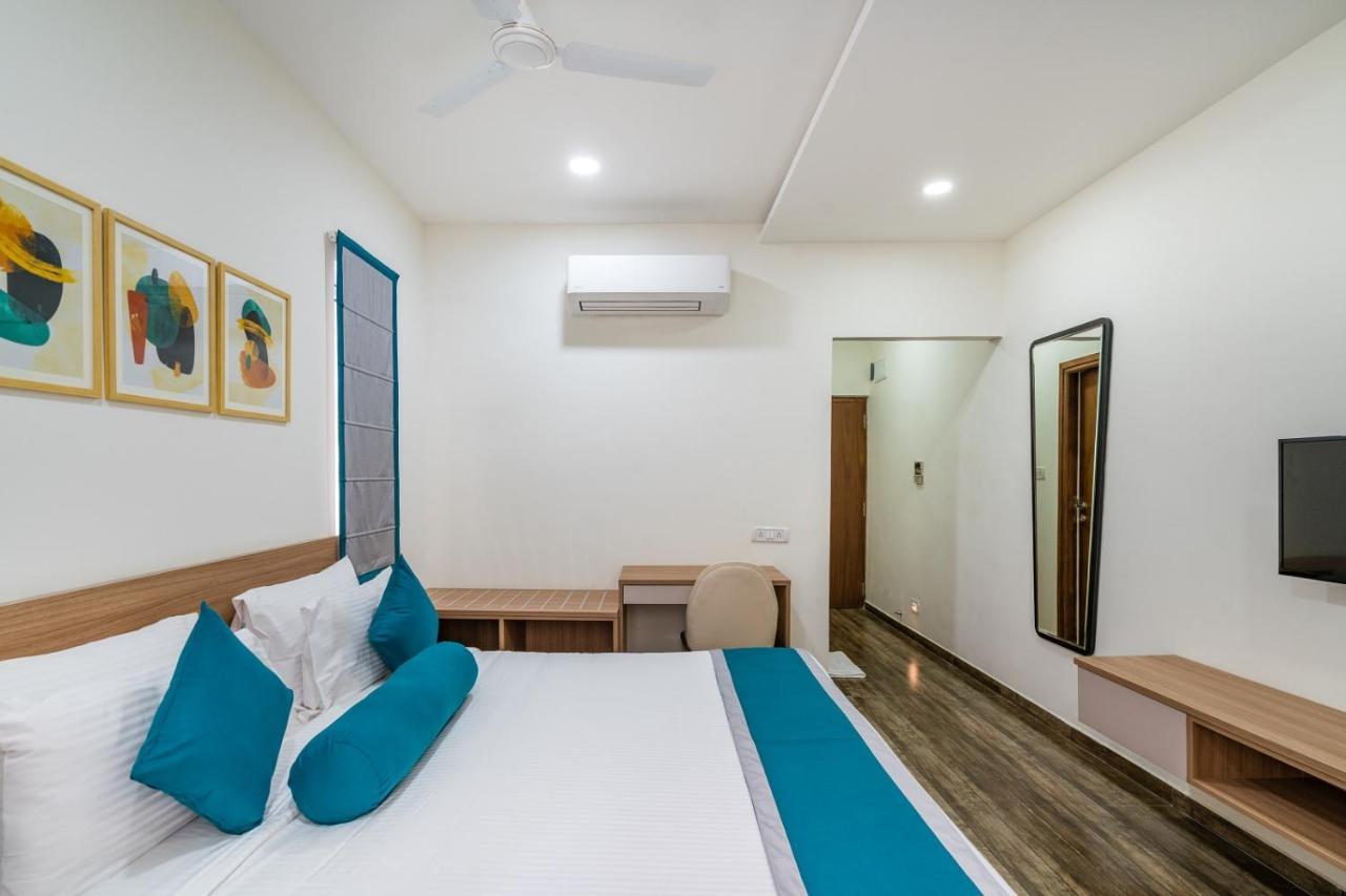 Skyla Studios & Suites - Hitech City Hyderabad Bagian luar foto